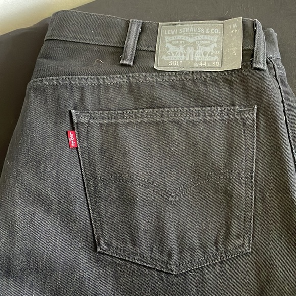 Men’s Levi’s 501 Jeans, Size 44w x 30L, Color: Black - Picture 6 of 7